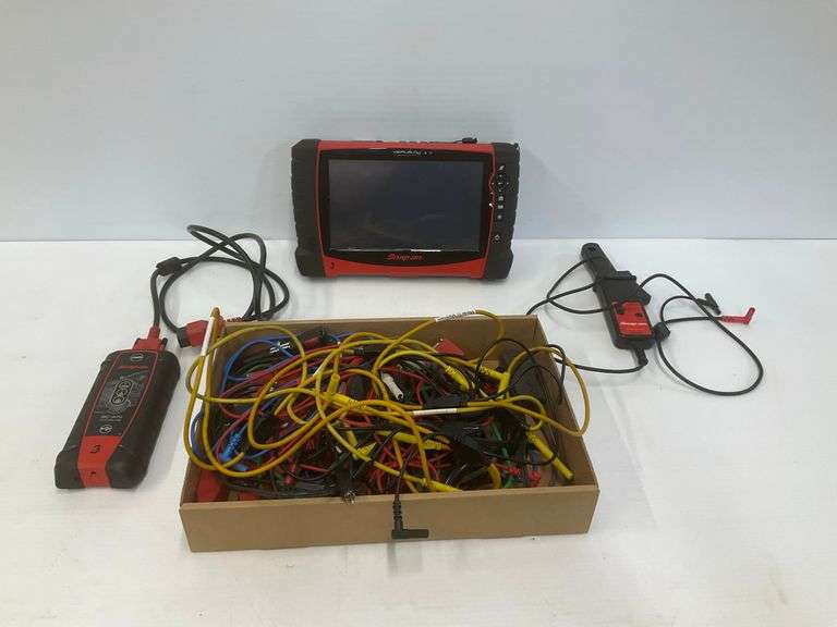 Snap-on Verus Diagnostic Scan Tool with Accessories image
