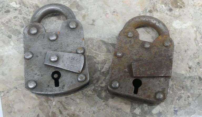 Two Vintage Locks..no keys image