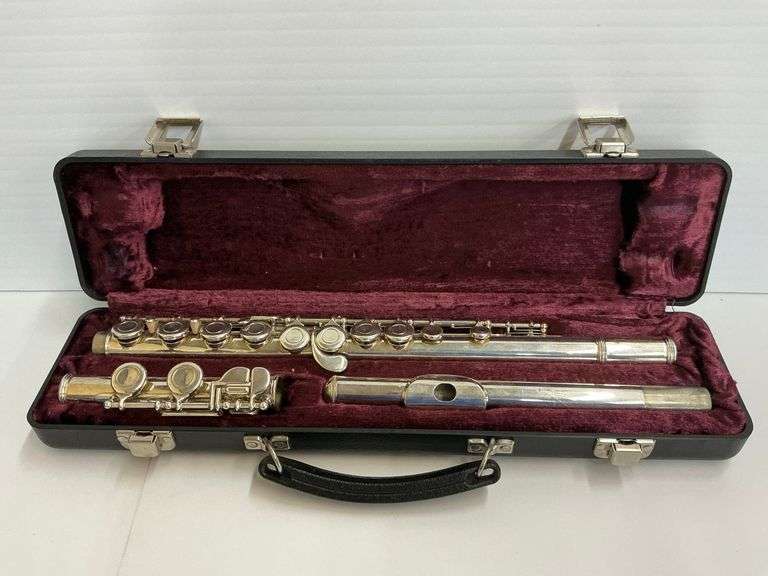 Armstrong 104 Flute with Case image