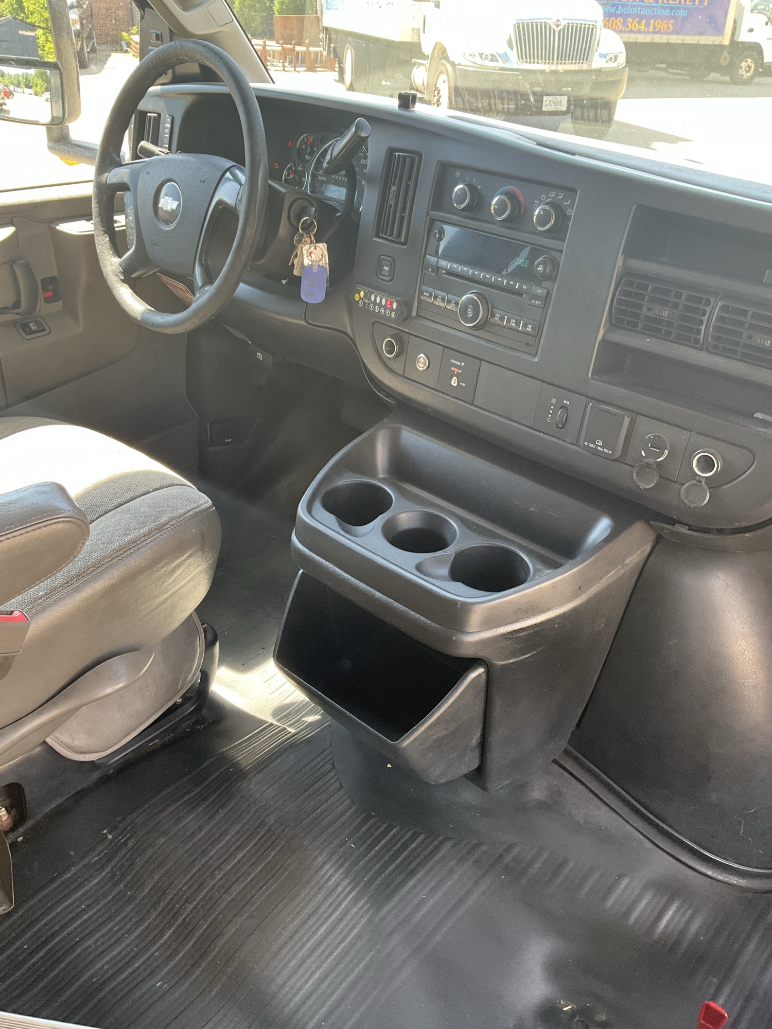 Lot image 17