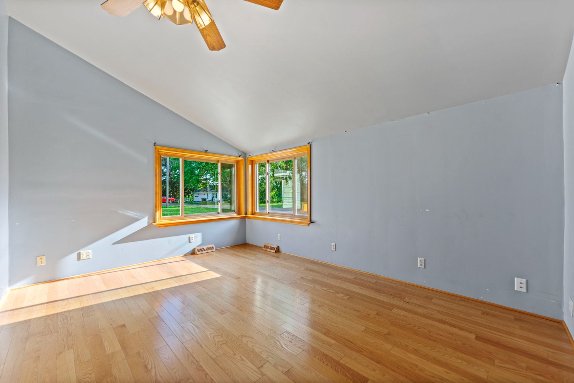 Lot image 8