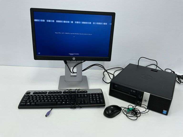 HP Retail System Model 5810 Desktop Computer, Monitor, Keyboard & Mouse...Powers On image
