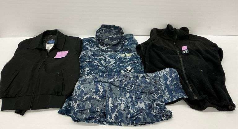 Women's US Military Uniform Lot - Jacket, Fleece, NWU...Small - Regular, Size 8 image