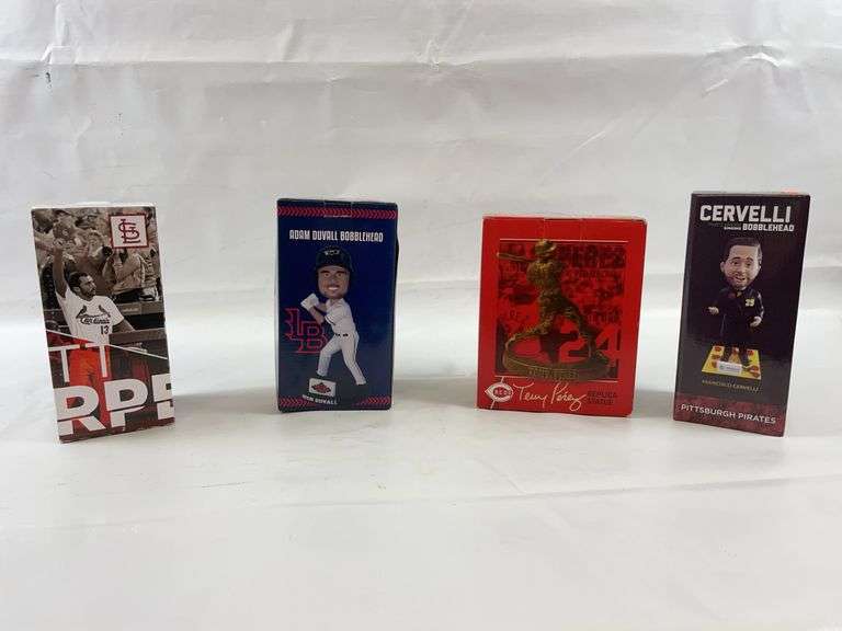 3 baseball bobbleheads and 1 statue image