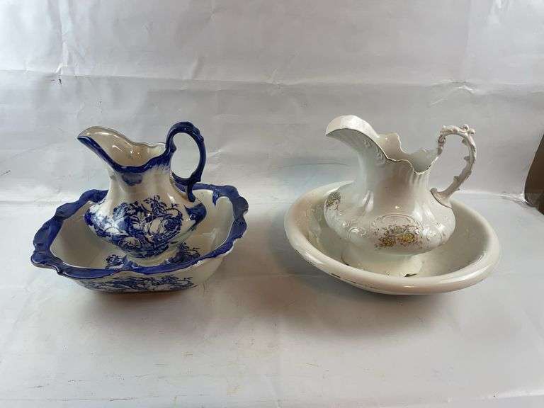 Ironstone pitcher and bowls image