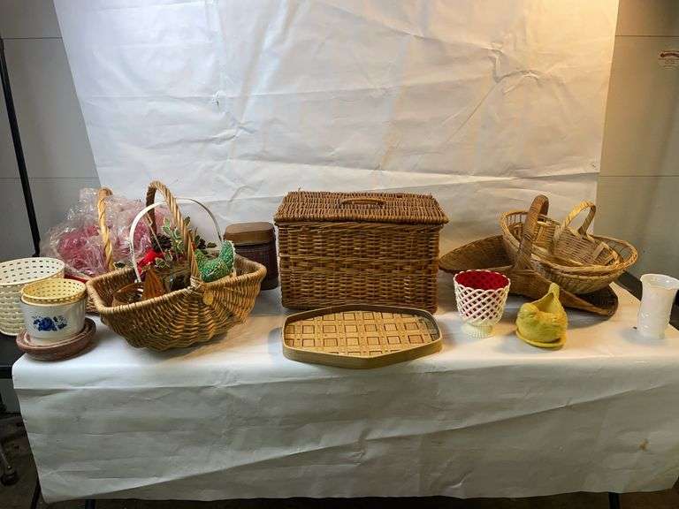 Vintage baskets and flower pots image