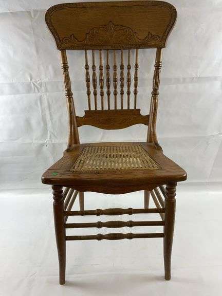 Oak chair with cane bottom image