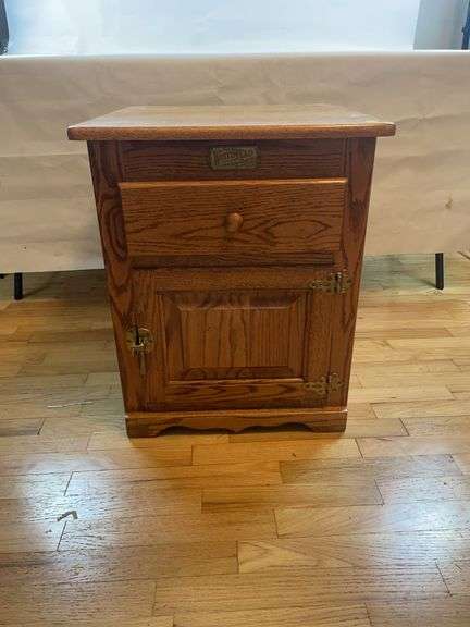 White Clad oak icebox end table image