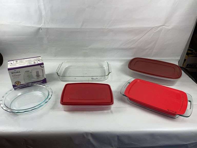 Baking dishes and more image