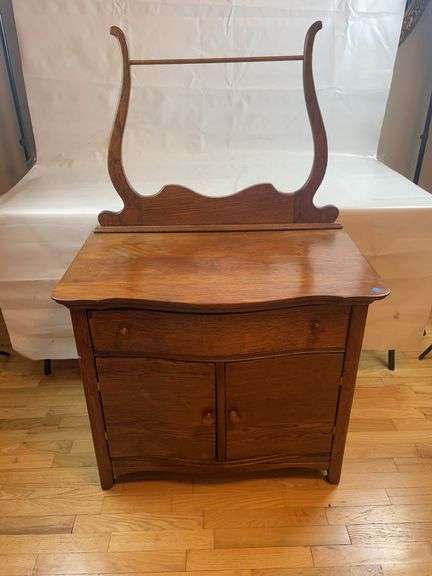 Wash stand image