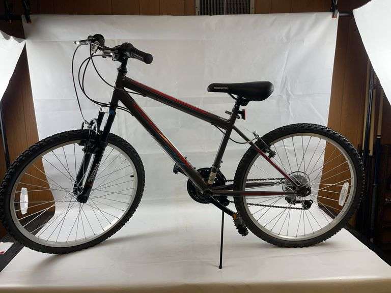 24” Granite Peak men’s bicycle image