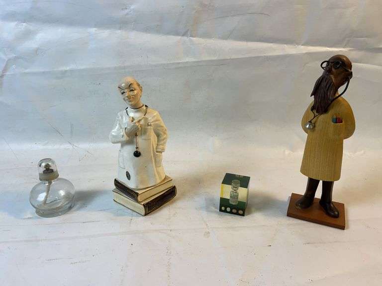 Vintage Dr music box and more image