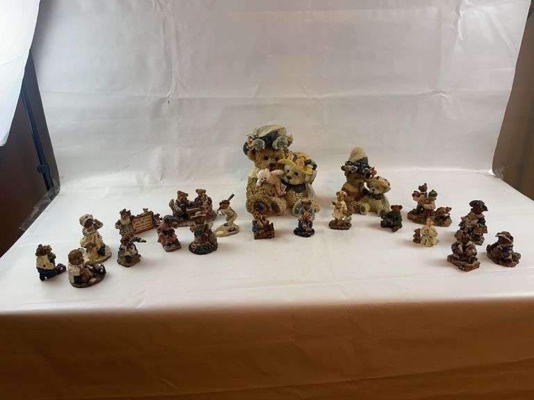 Boyd’s bears image