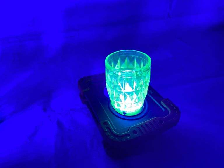 Uranium green glasses image