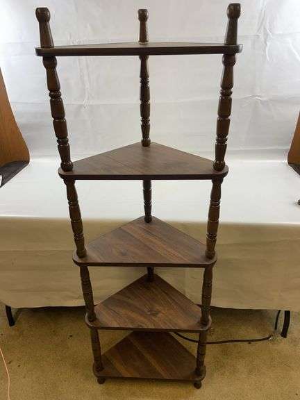 Corner shelf image