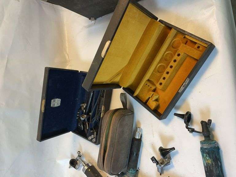 Vintage medical supplies image