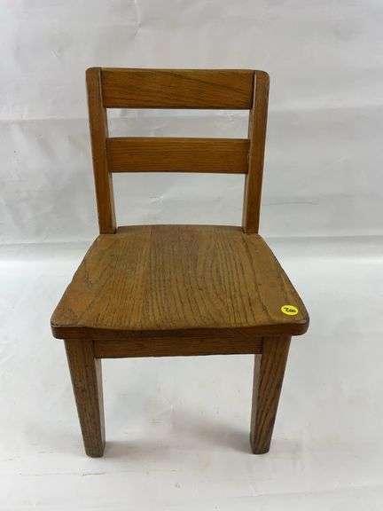 Oak kids chair image