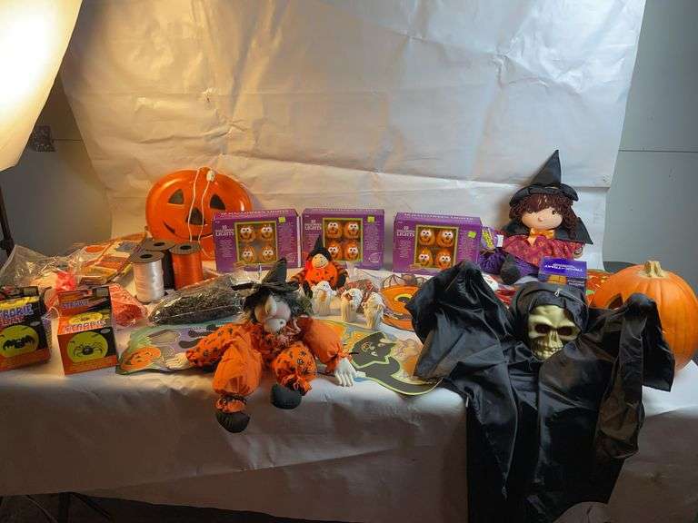 Halloween lot image