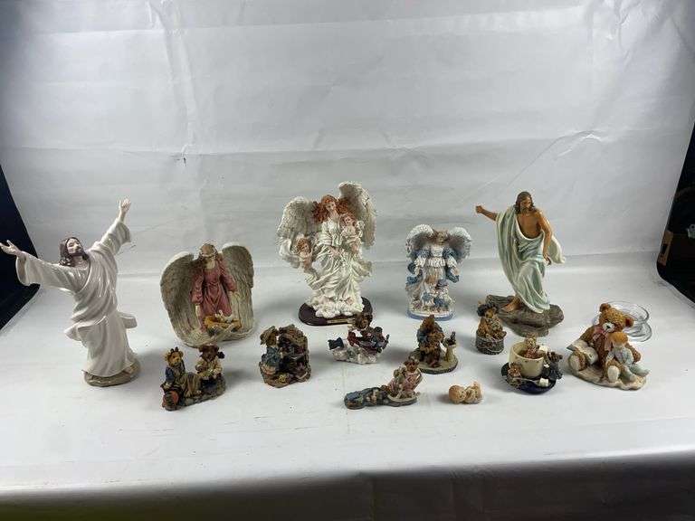 Last lot of home decor! image