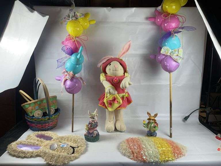 Easter lot plus totes! image