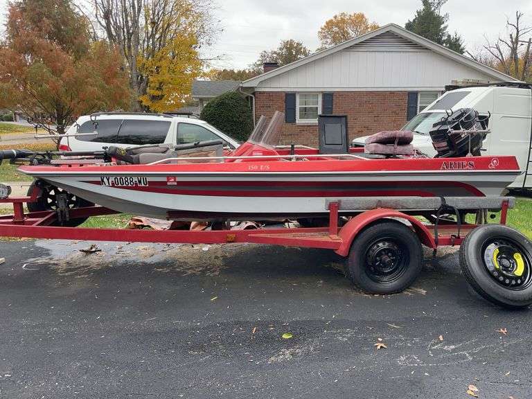 Aries 150 F/S Bass Boat image
