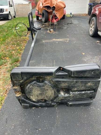 Outdoor basketball goal image