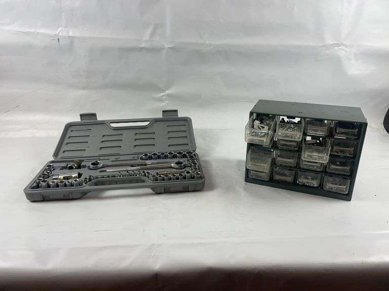 Tool set and little nail bin image