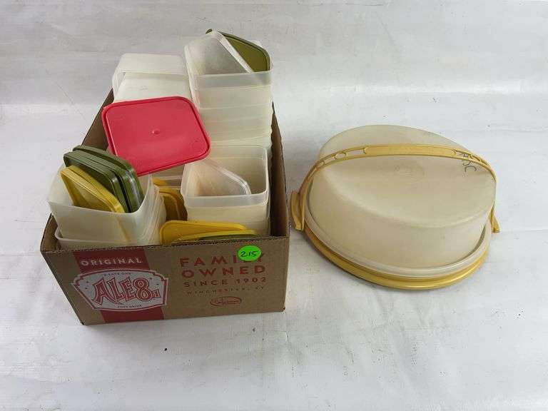 Vintage Tupperware pie carrier and more image