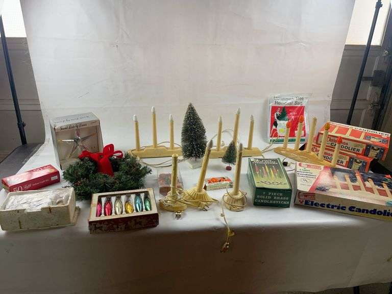 Vintage Christmas decor image