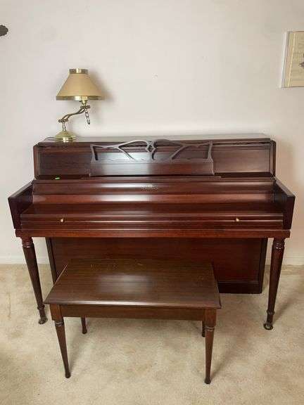 Wurlitzer Piano, piano bench and lamp image