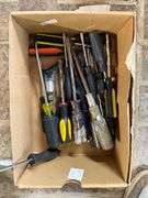 Screw drivers