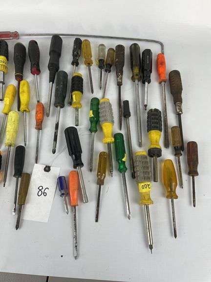 Mixed screwdrivers
