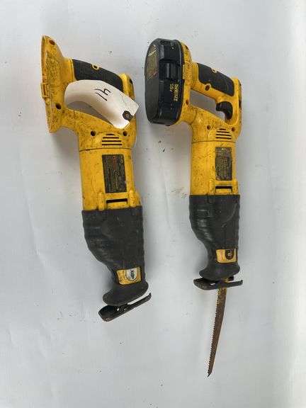 2-18v Dewalt sawzalls