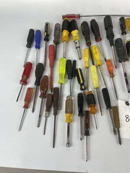 Mixed screwdrivers