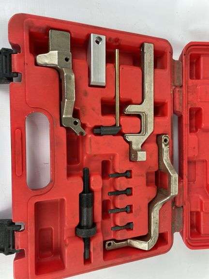 Engine camshaft alignment tool set