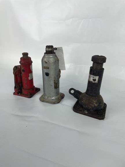 Bottle jacks