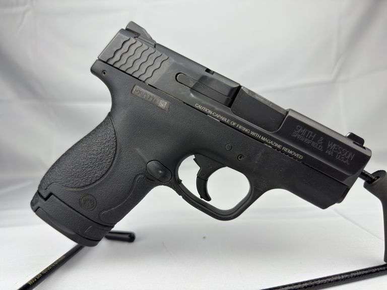 Smith & Wesson M&P 9 shield image