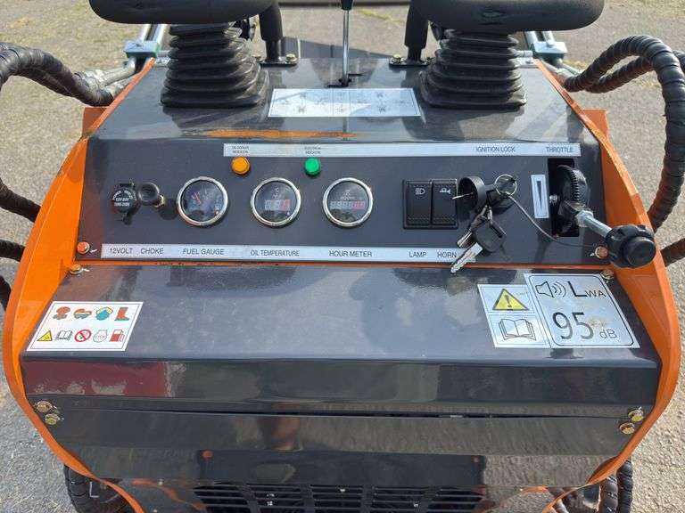 LandHero LDH-T460XX Mini Skid steer
