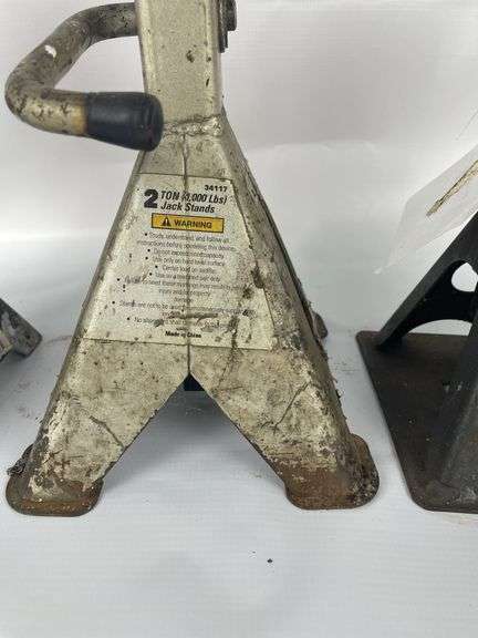 3-jack stands