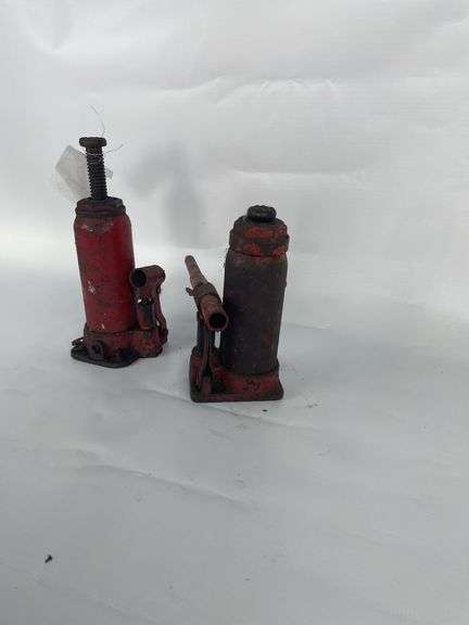 Bottle jacks