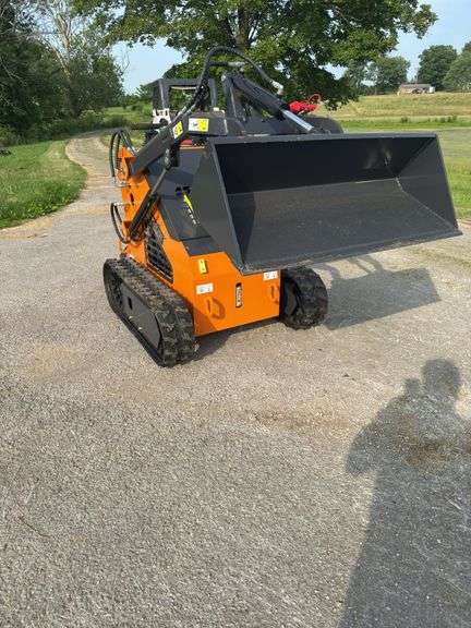 LandHero LDH-T460XX Mini Skid steer
