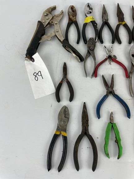 Pliers