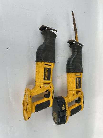 2-18v Dewalt sawzalls