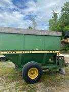 John Deere 1210A grain cart