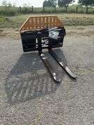 Wolverine Hydraulic adjustable Pallet forks