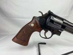 Smith & Wesson Mod 29-2 (44 magnum)