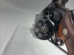 Smith & Wesson Mod 29-2 (44 magnum)