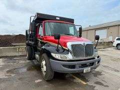 International 4300 Durastar