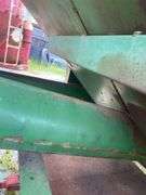 John Deere 1210A grain cart