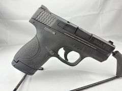 Smith & Wesson M&P 9 shield